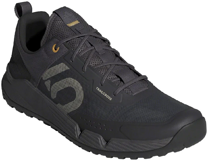 bicycle paint suppleness-Trailcross LT Shoes - Mens Charcoal/Putty Gray/Oat 8